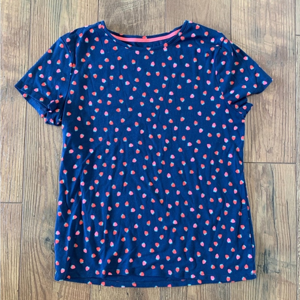 Short Sleeve Classic Tee- Blue with Strawberries on it Croft and Barrow, Small